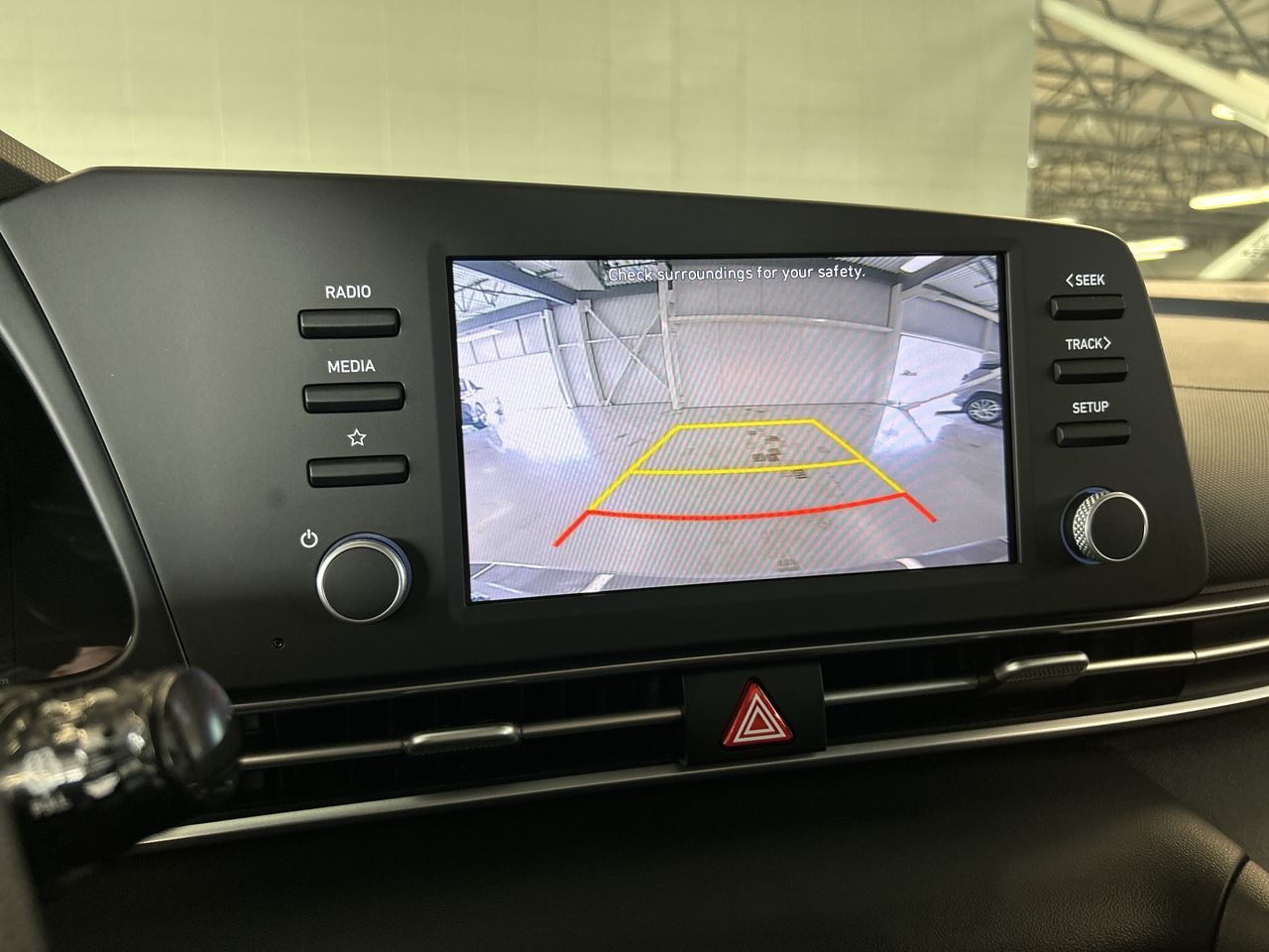 Hyundai Elantra  2022 à Dorval, Québec