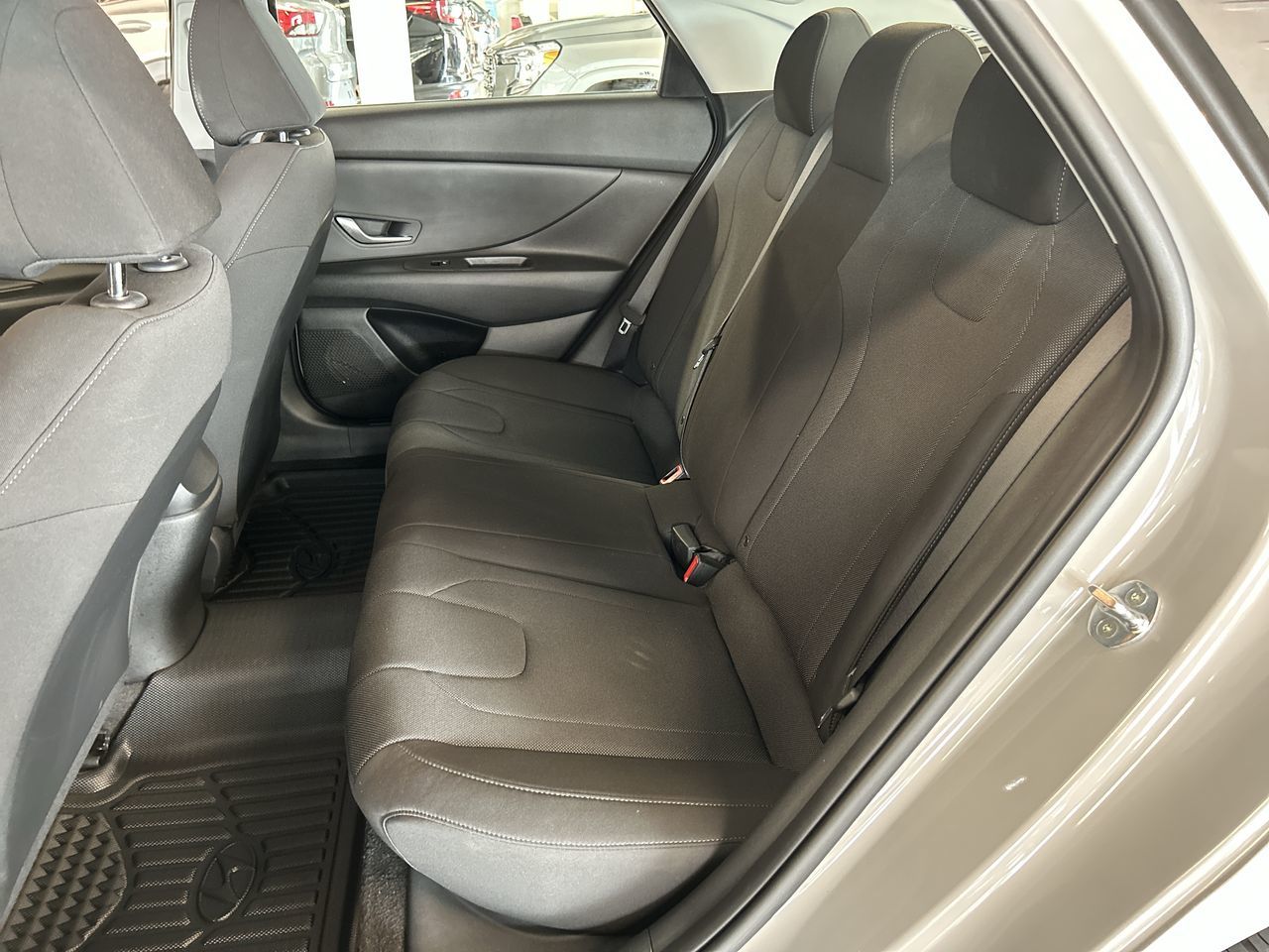 Hyundai Elantra  2022 à Dorval, Québec
