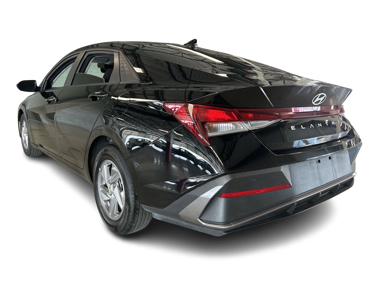 Hyundai Elantra  2024