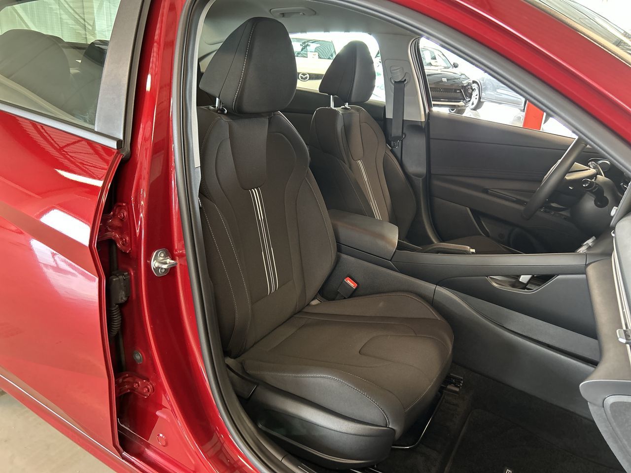2024 Hyundai Elantra in Dorval, Quebec