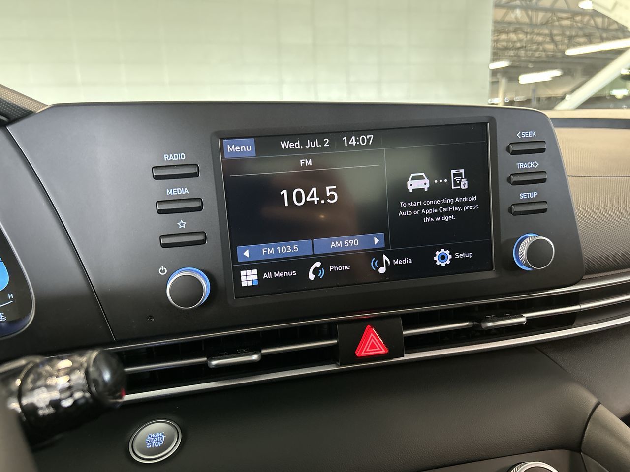 2024 Hyundai Elantra in Dorval, Quebec