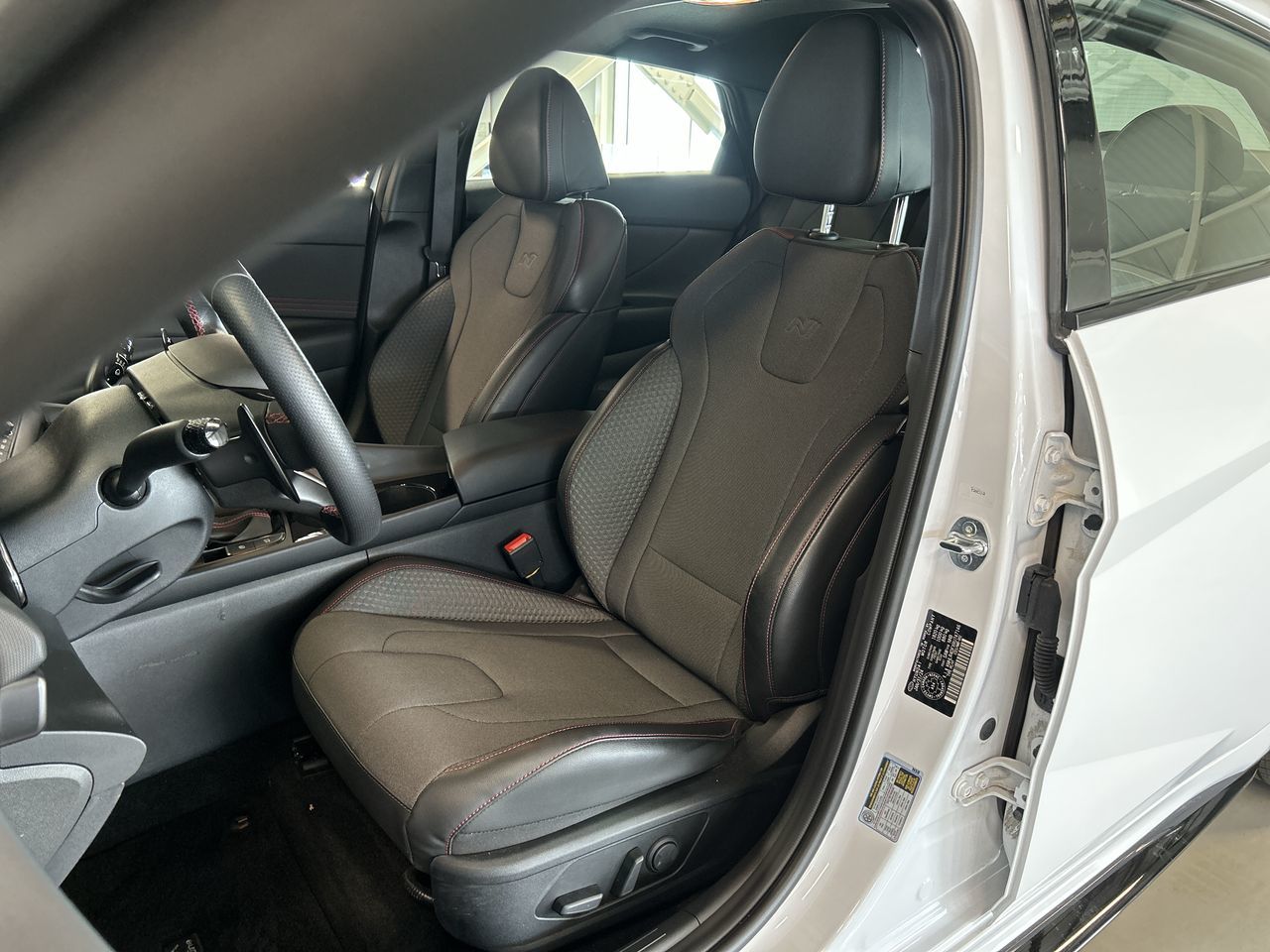 2024 Hyundai Elantra in Dorval, Quebec