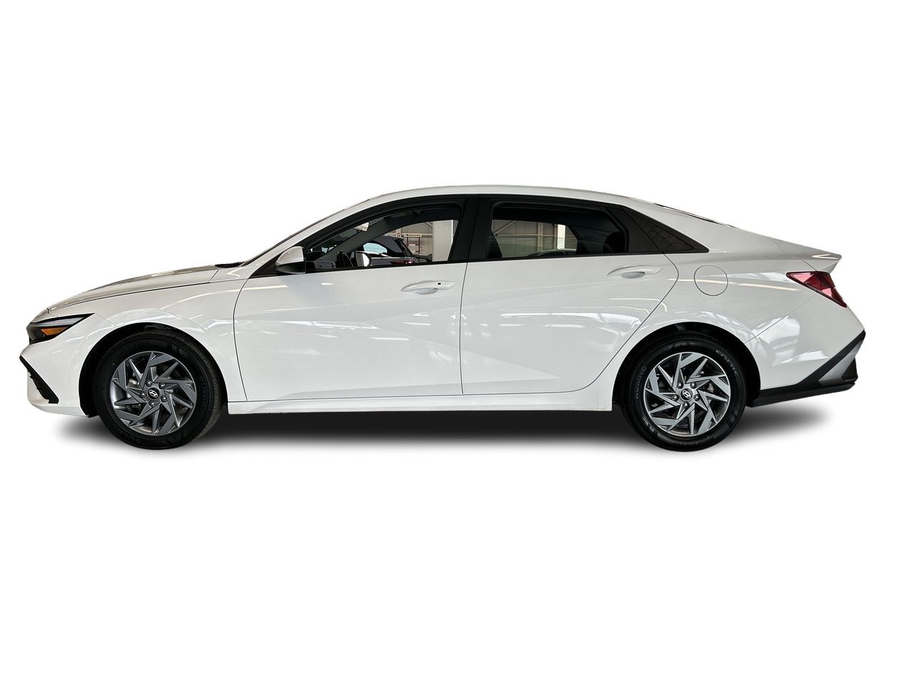 Hyundai Elantra  2024