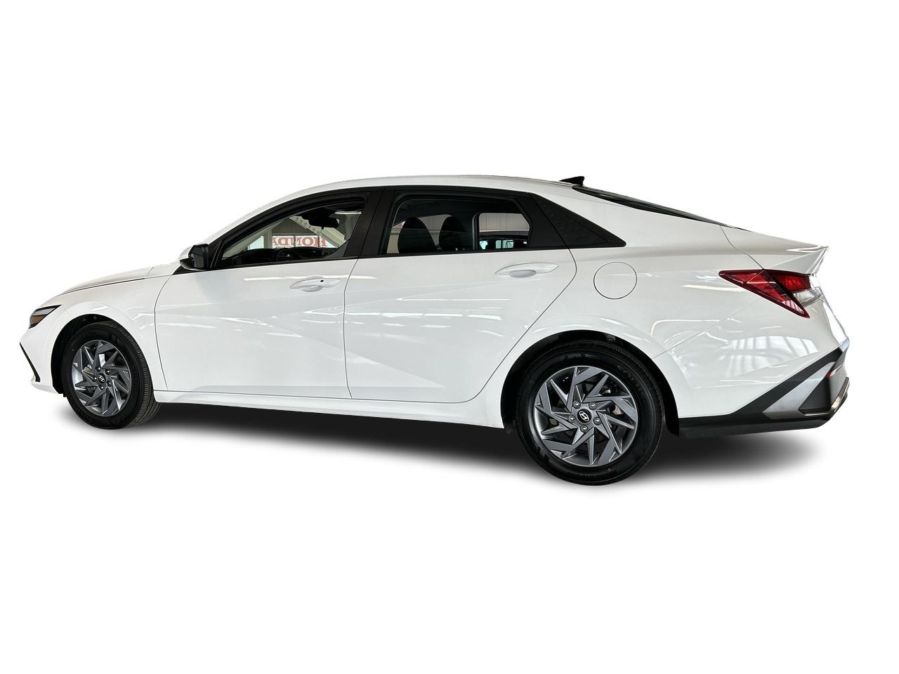 Hyundai Elantra  2024