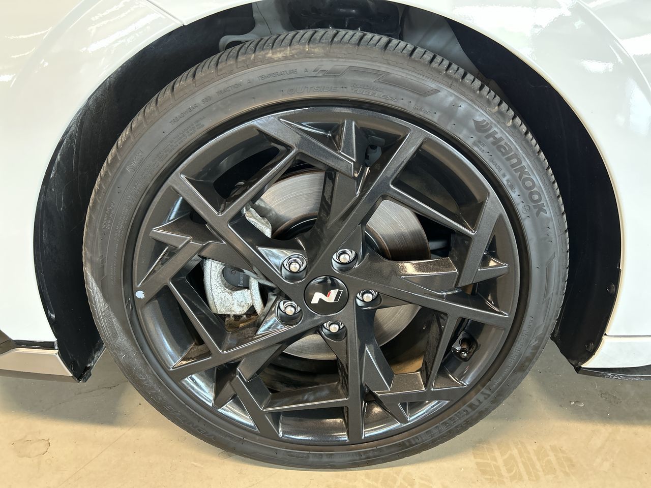 Hyundai Elantra  2025