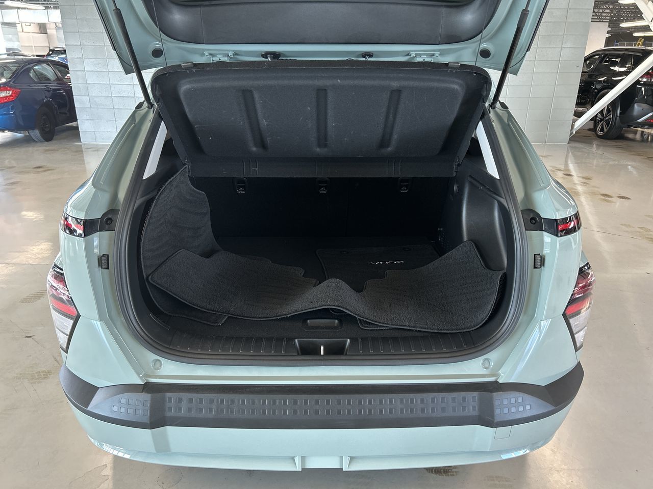 Hyundai KONA ELECTRIC  2024