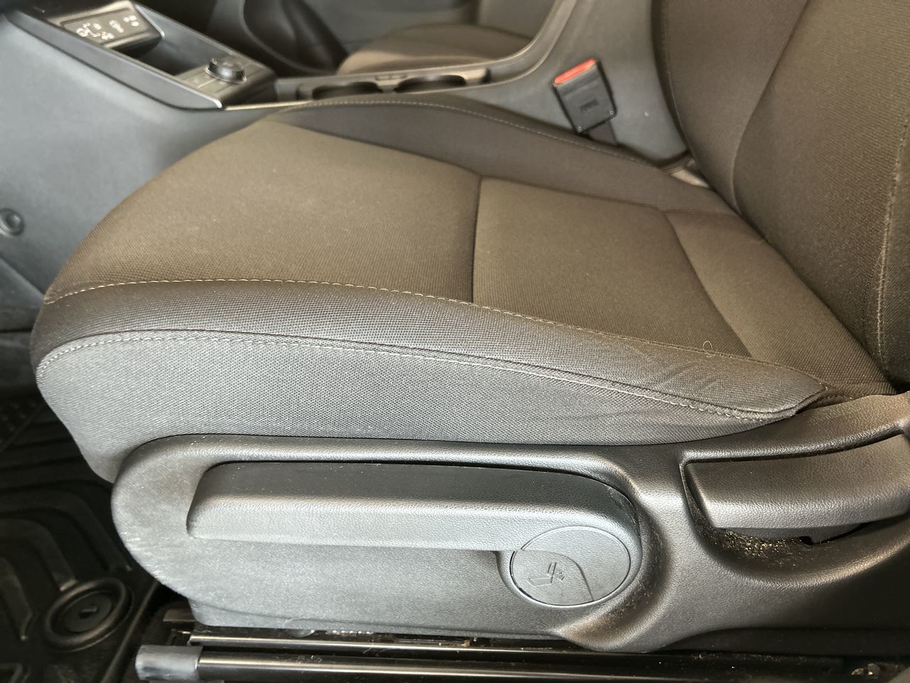 Hyundai KONA ELECTRIC  2024