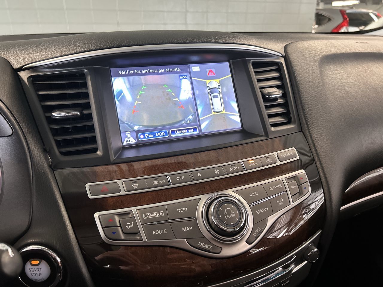 Infiniti QX60  2015 à Dorval, Québec