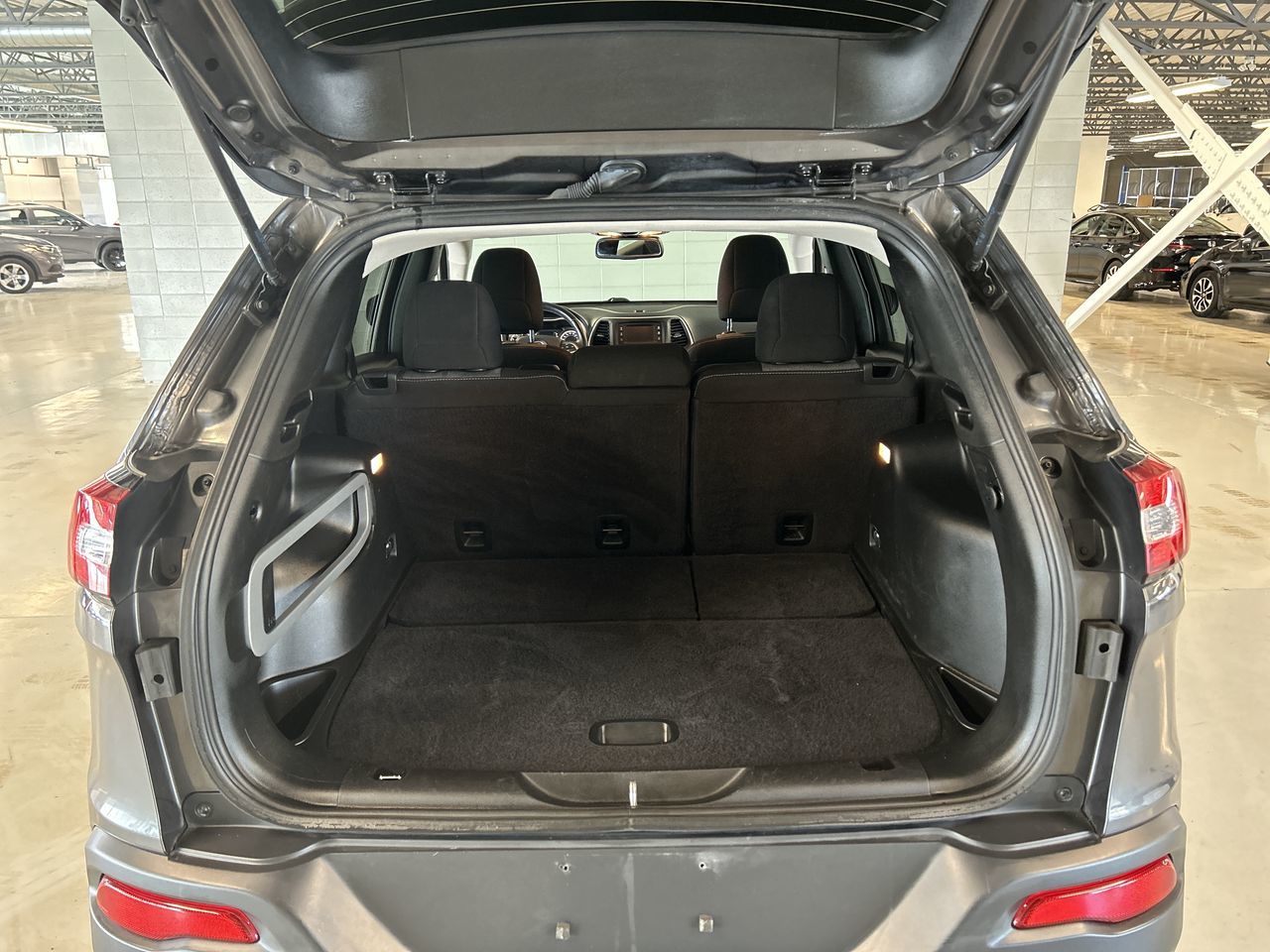Jeep CHEROKEE SPORT  4WD  2016