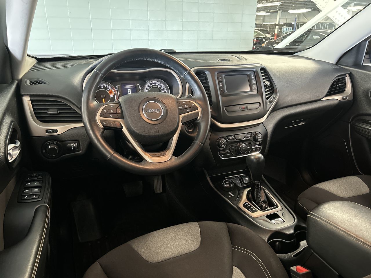 Jeep CHEROKEE SPORT  4WD  2016