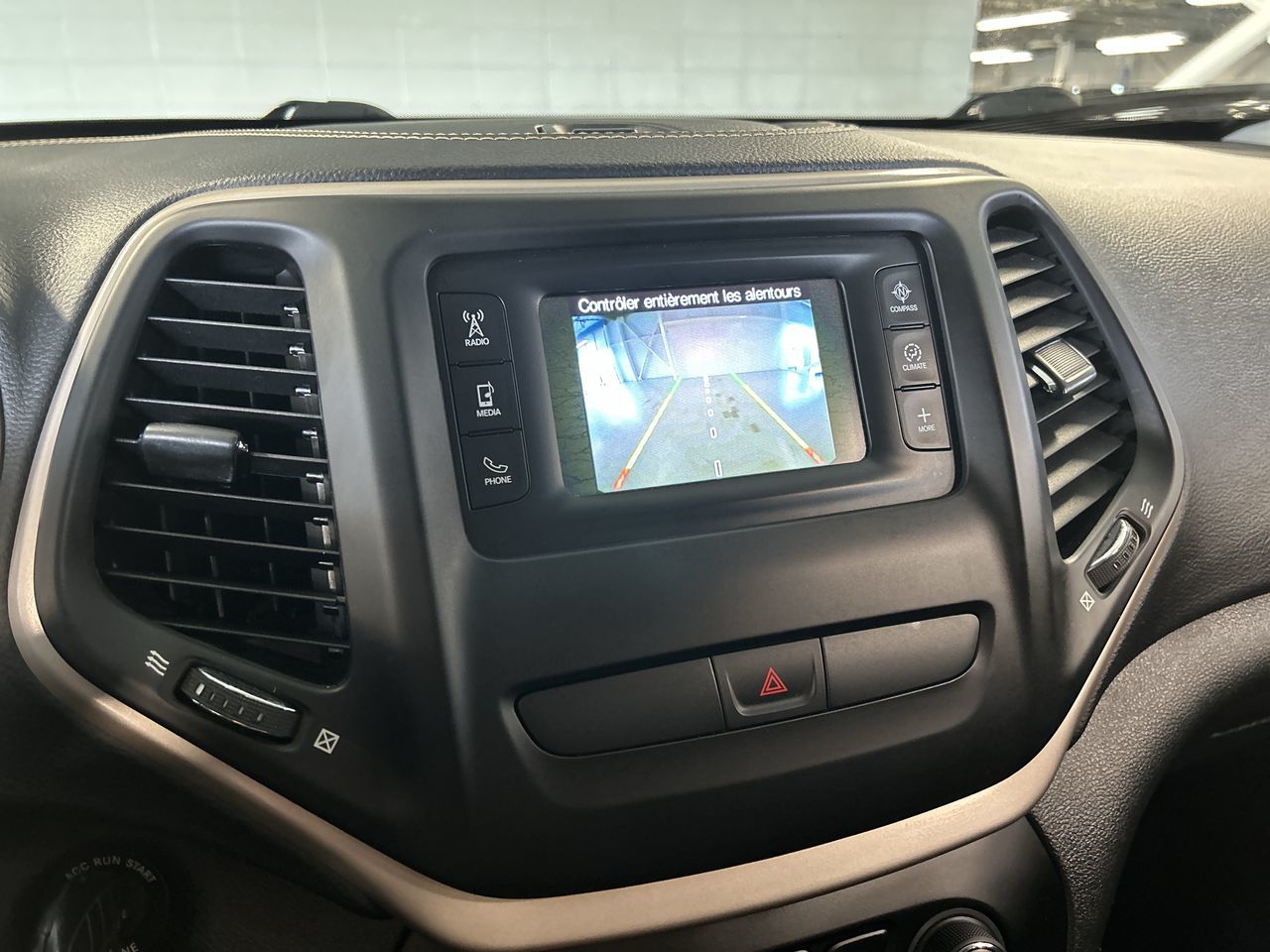 Jeep CHEROKEE SPORT  4WD  2016