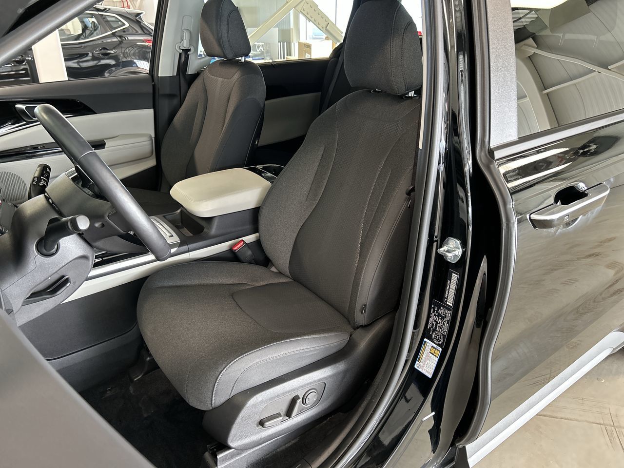 Kia Carnival  2024 à Dorval, Québec