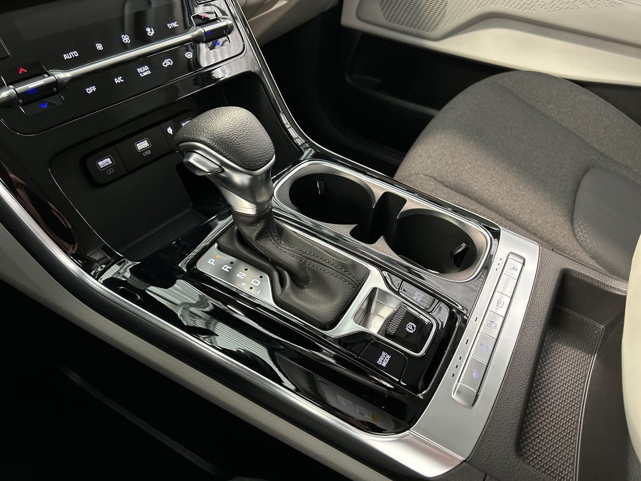 Kia Carnival  2024 à Dorval, Québec