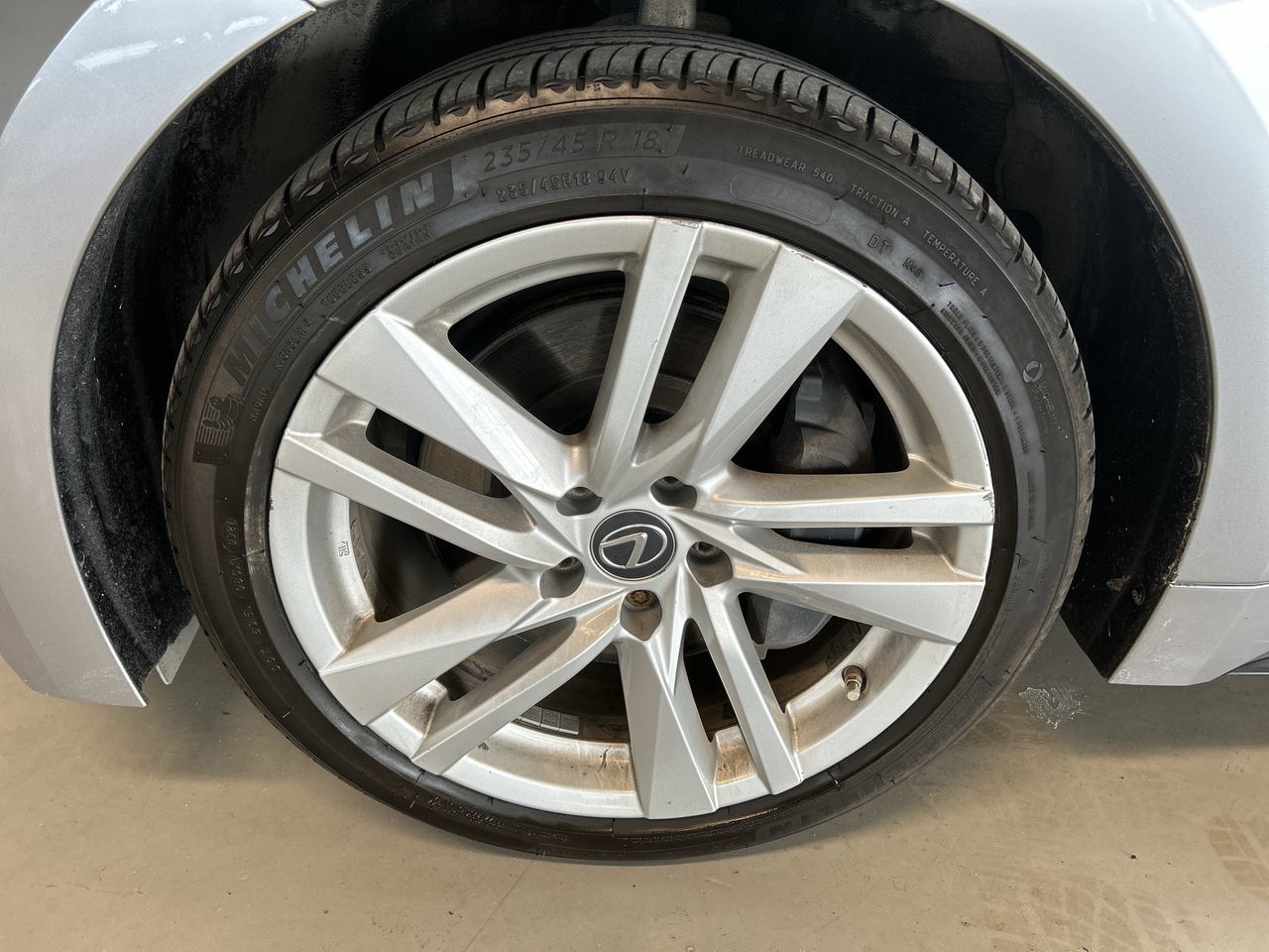 Lexus IS  2022 à Dorval, Québec