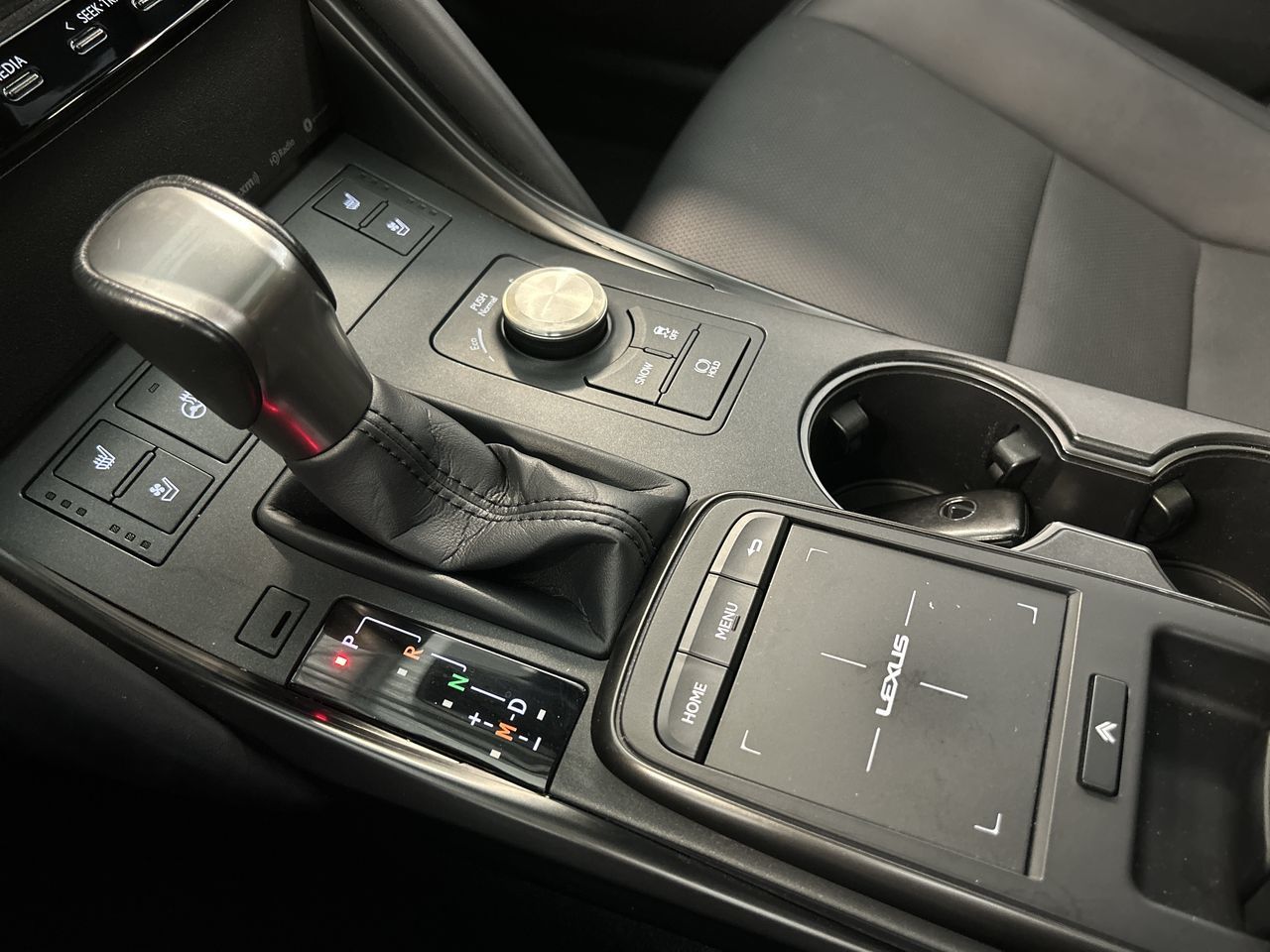 Lexus IS  2022 à Dorval, Québec