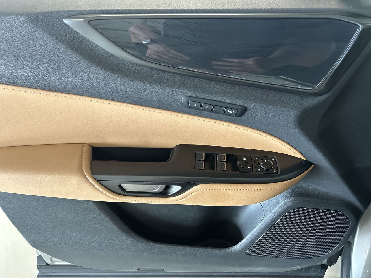 2024 Lexus NX in Dorval, Quebec