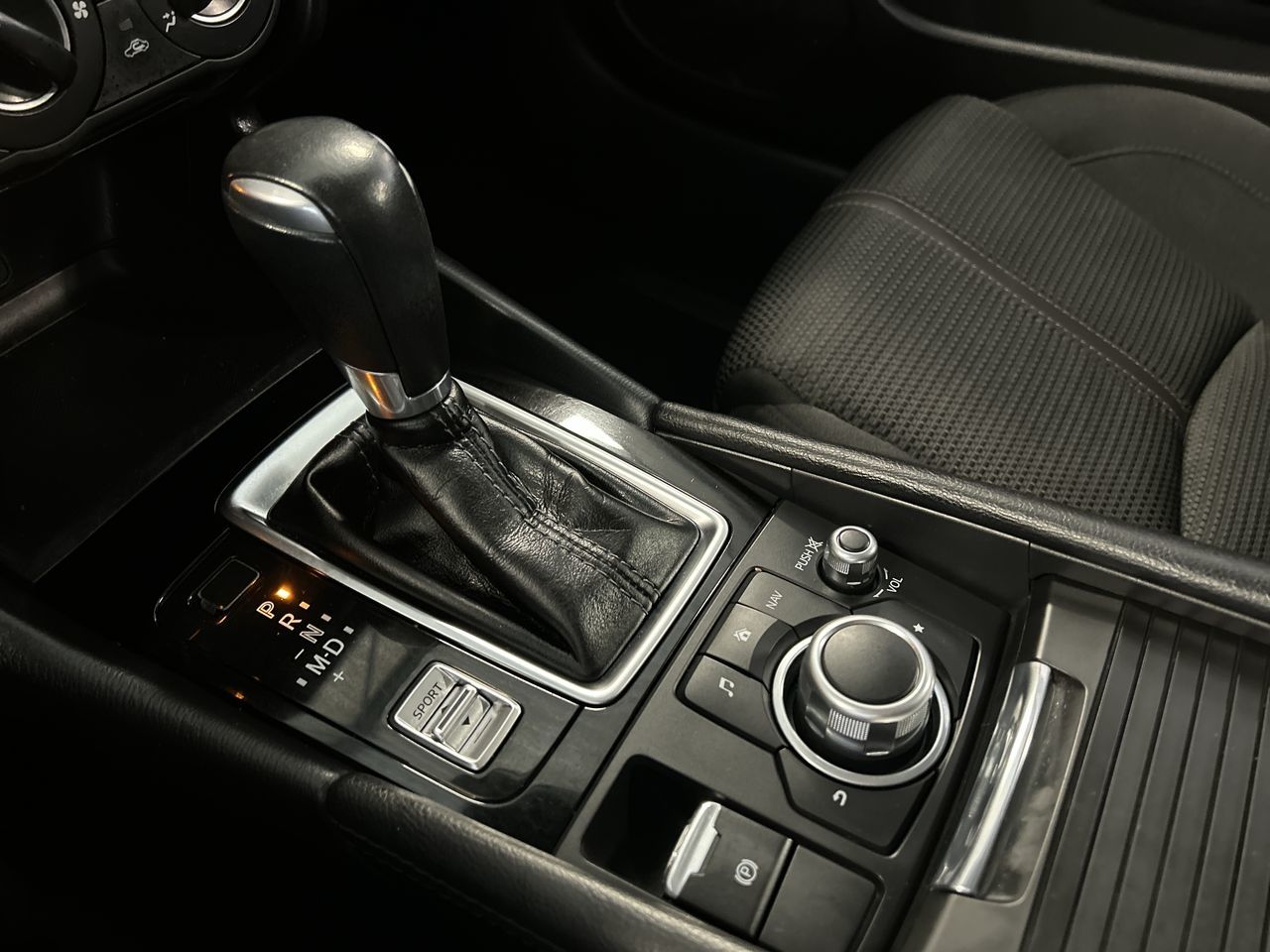 Mazda 3 Sport  2018 à Dorval, Québec