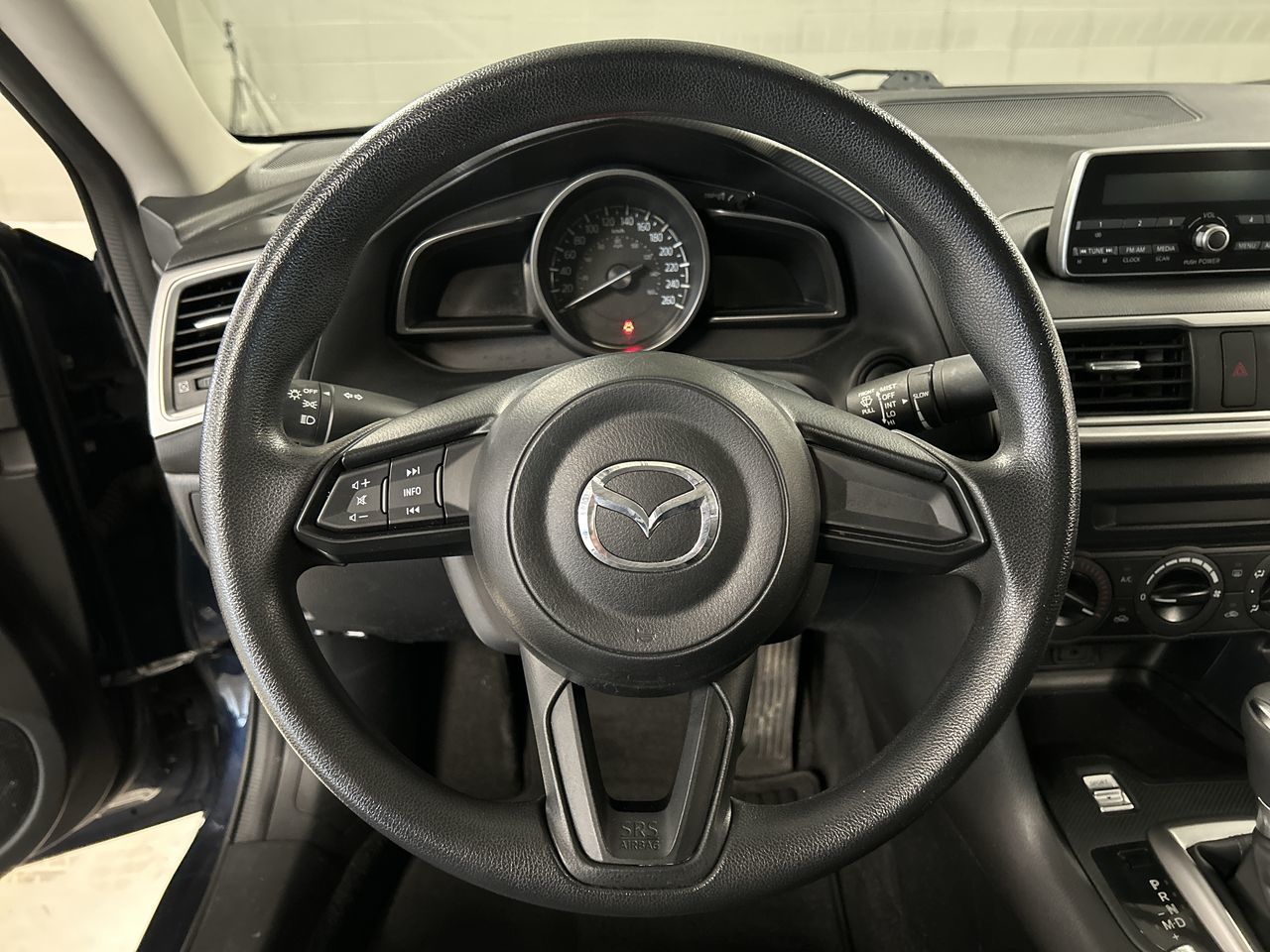 Mazda 3  2017