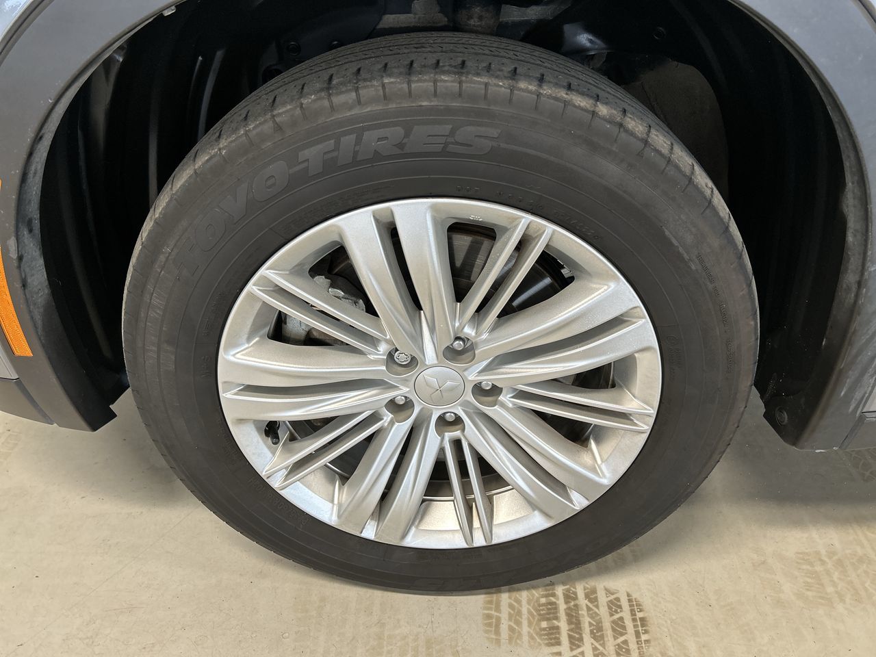 Mitsubishi Outlander  2023