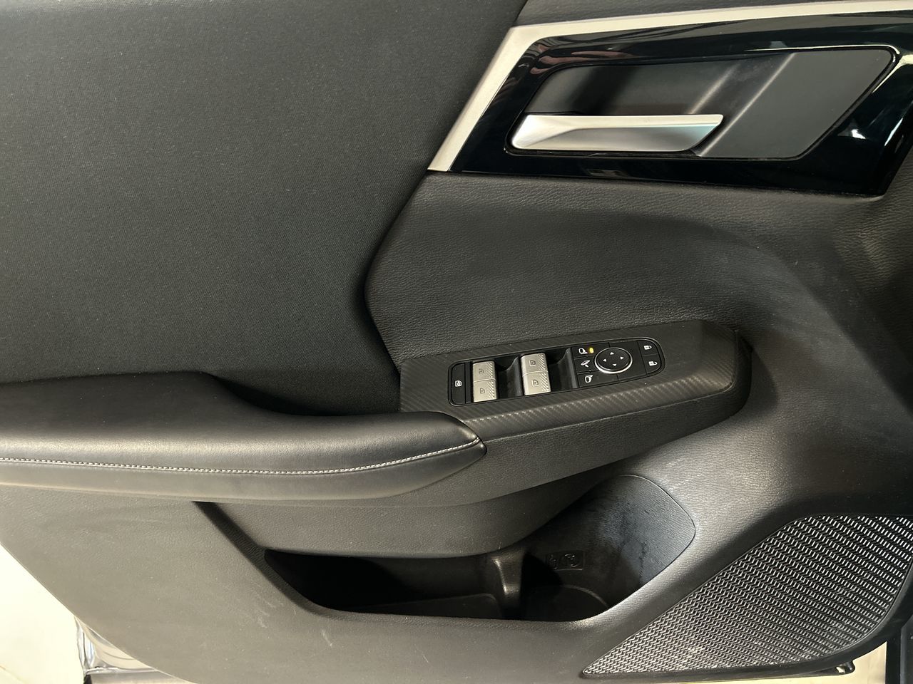 Mitsubishi Outlander  2023