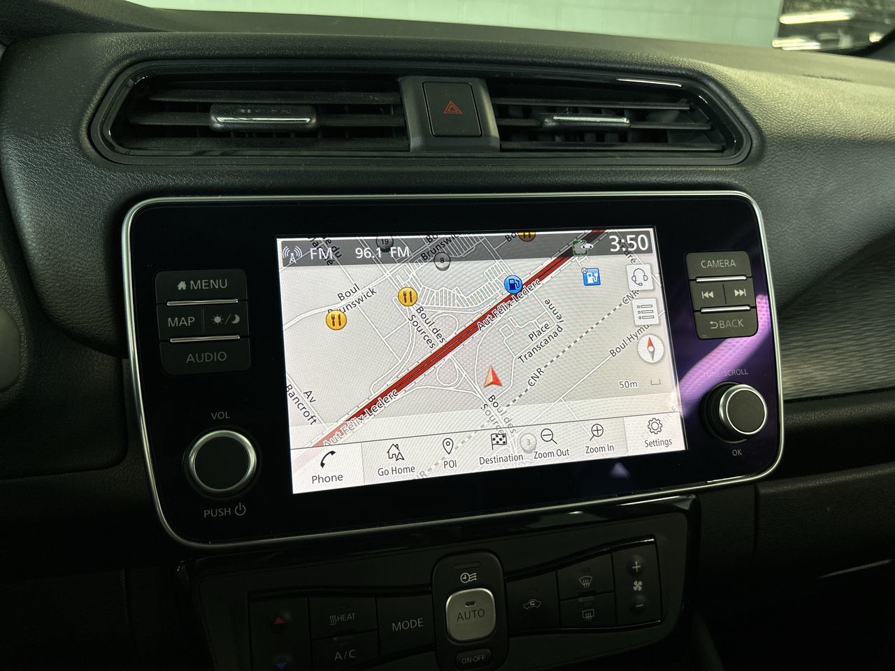 2020 Nissan Leaf in Dorval, Quebec