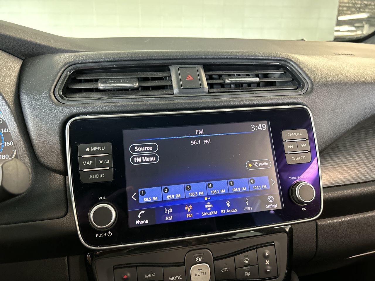 2020 Nissan Leaf in Dorval, Quebec