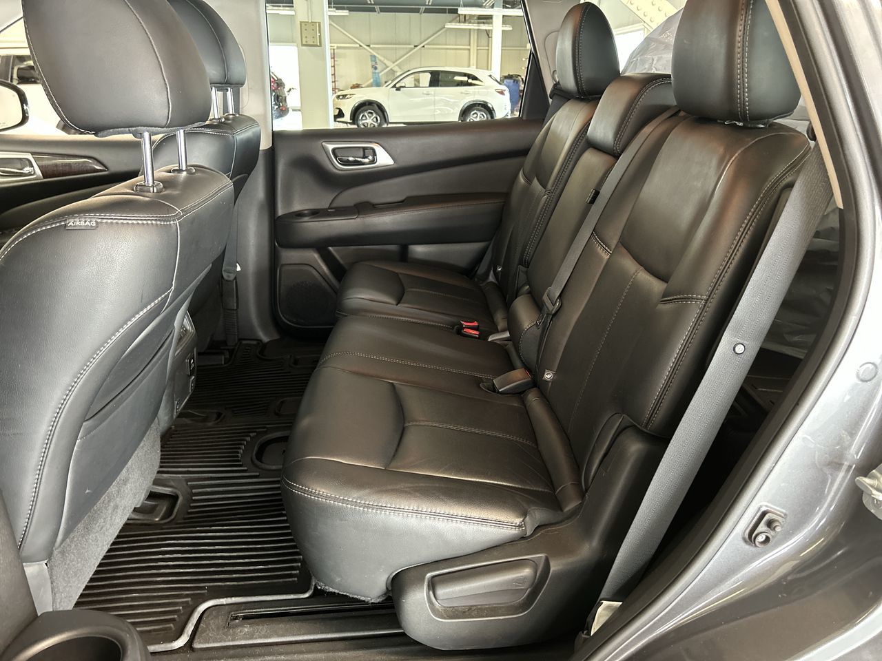 2015 Nissan Pathfinder in Dorval, Quebec