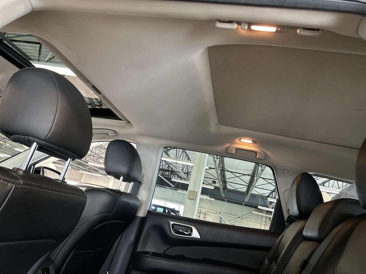 2015 Nissan Pathfinder in Dorval, Quebec