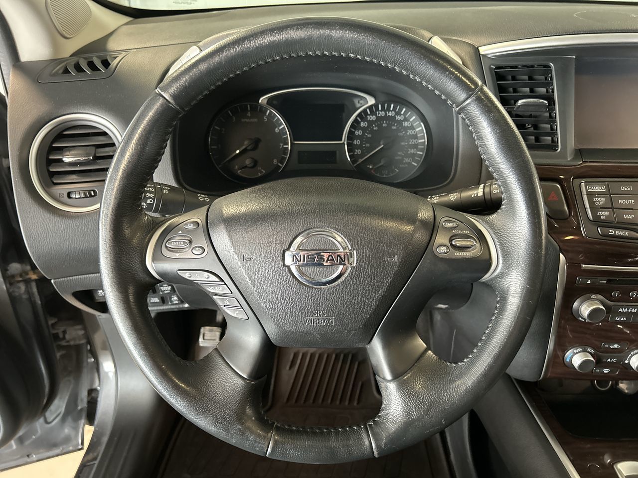 2015 Nissan Pathfinder in Dorval, Quebec