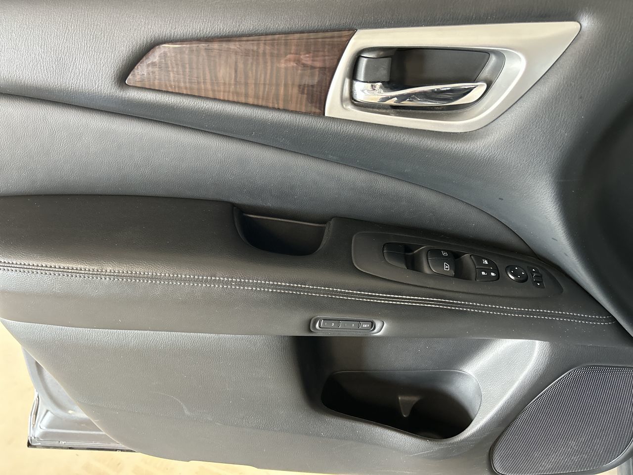 2015 Nissan Pathfinder in Dorval, Quebec