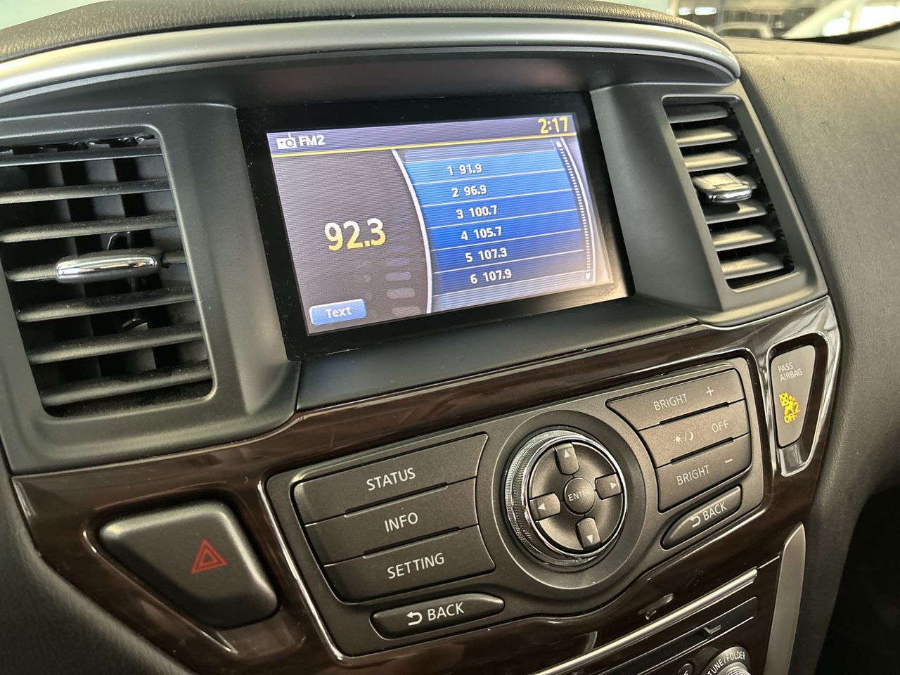 2016 Nissan Pathfinder in Dorval, Quebec
