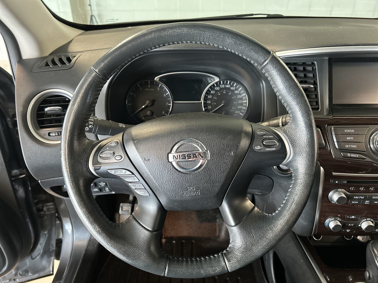 2016 Nissan Pathfinder in Dorval, Quebec