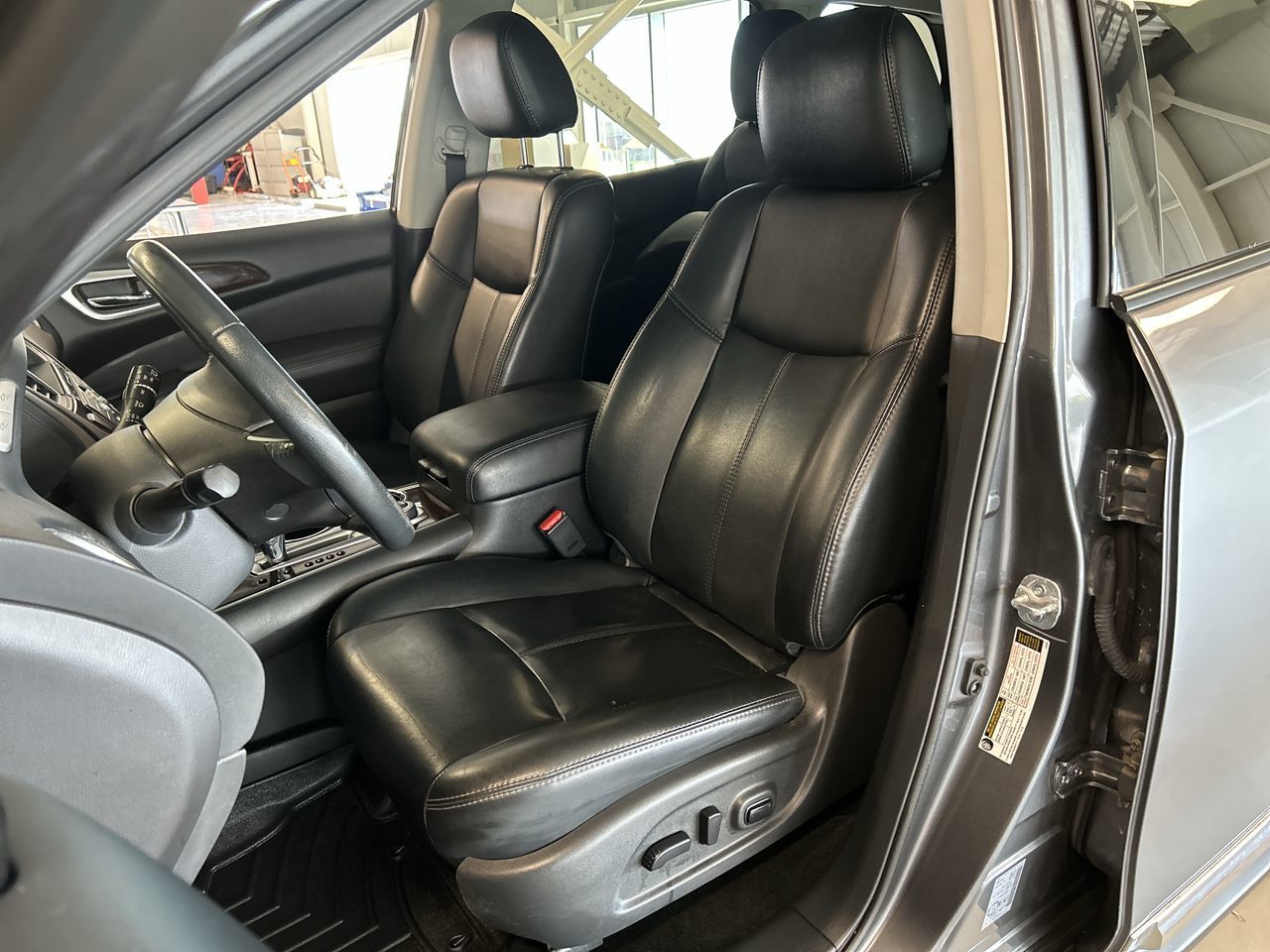 2016 Nissan Pathfinder in Dorval, Quebec