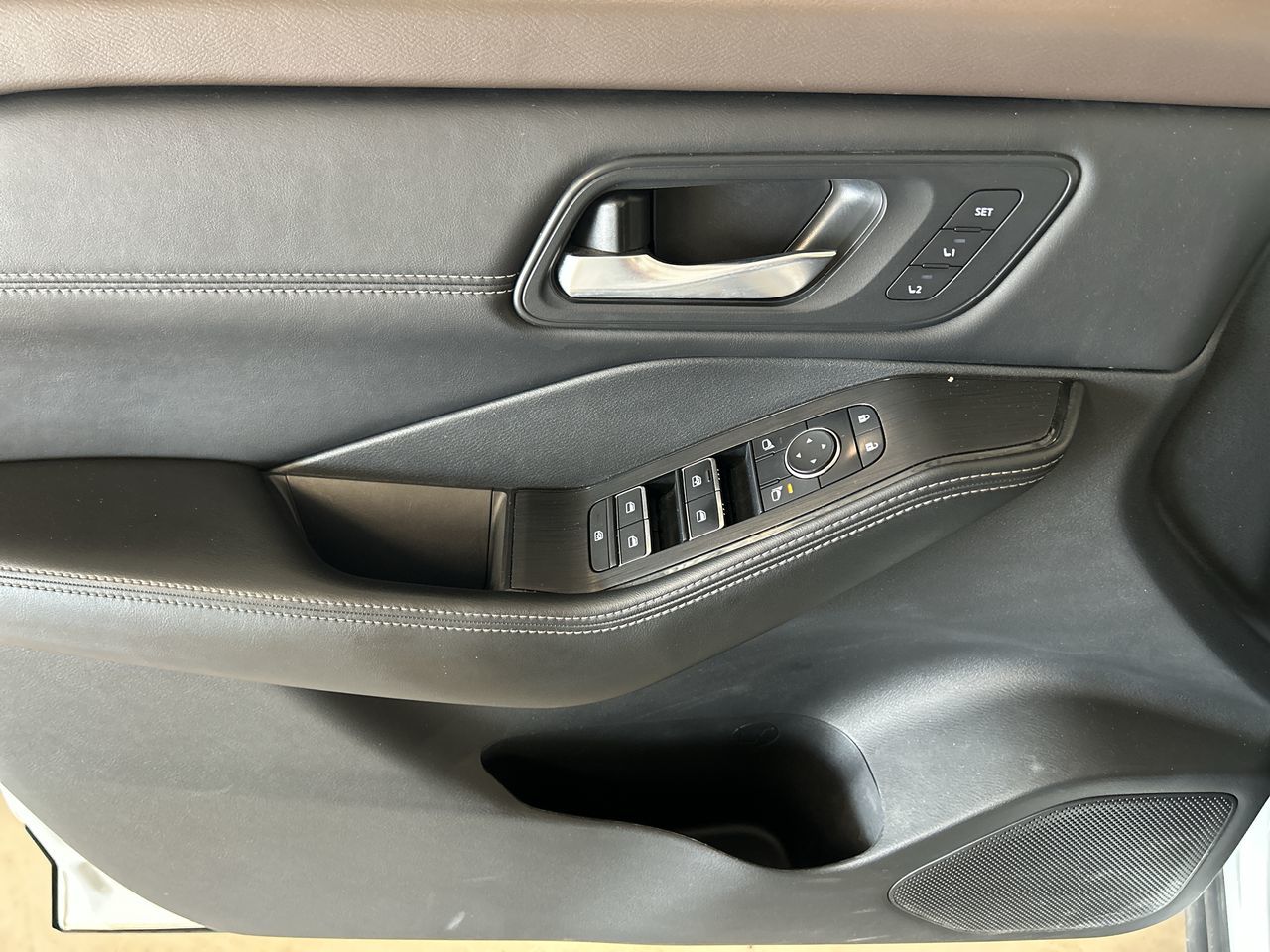 Nissan Rogue  2023