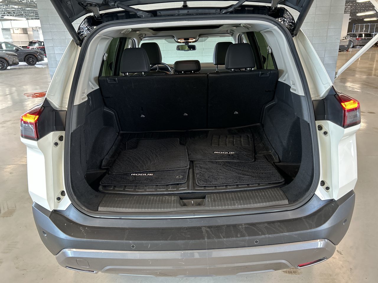 Nissan Rogue  2023