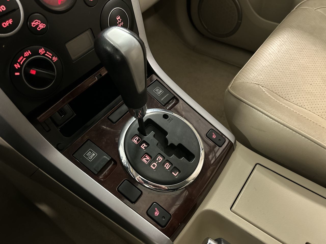 Suzuki Grand Vitara  2013 à Dorval, Québec