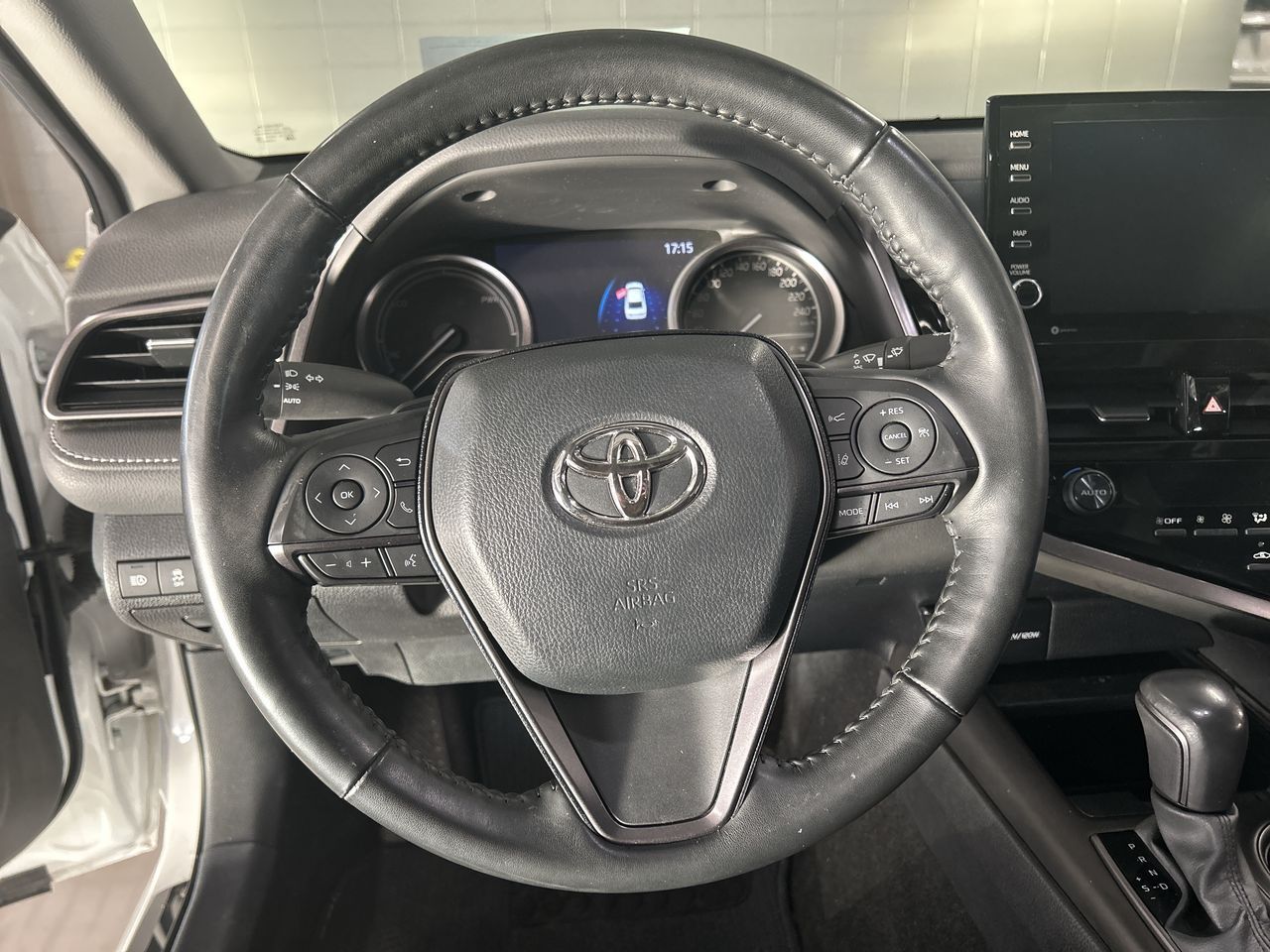 Toyota Camry  2023