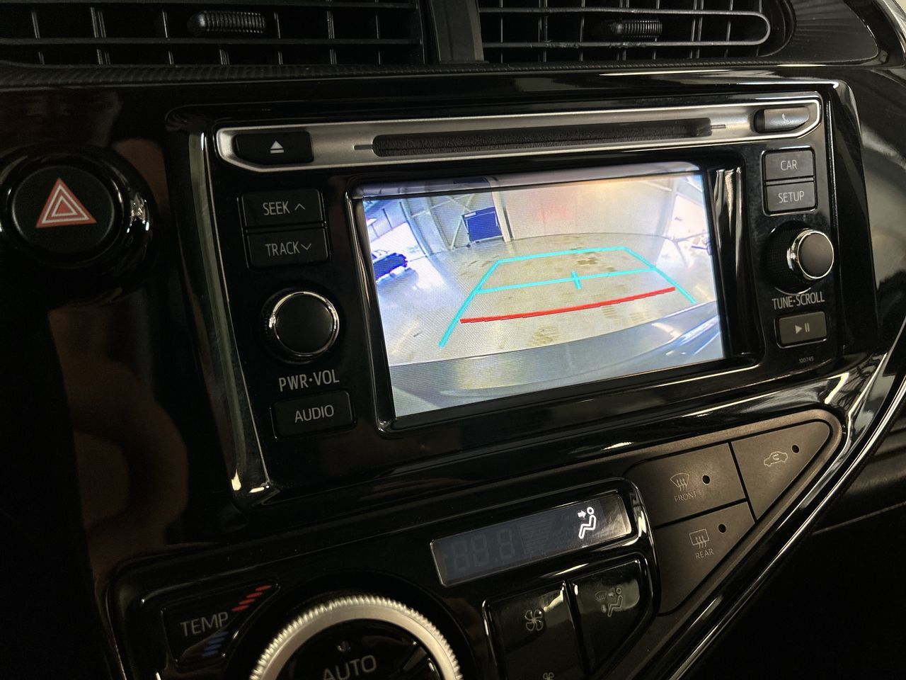 Toyota Prius c  2018