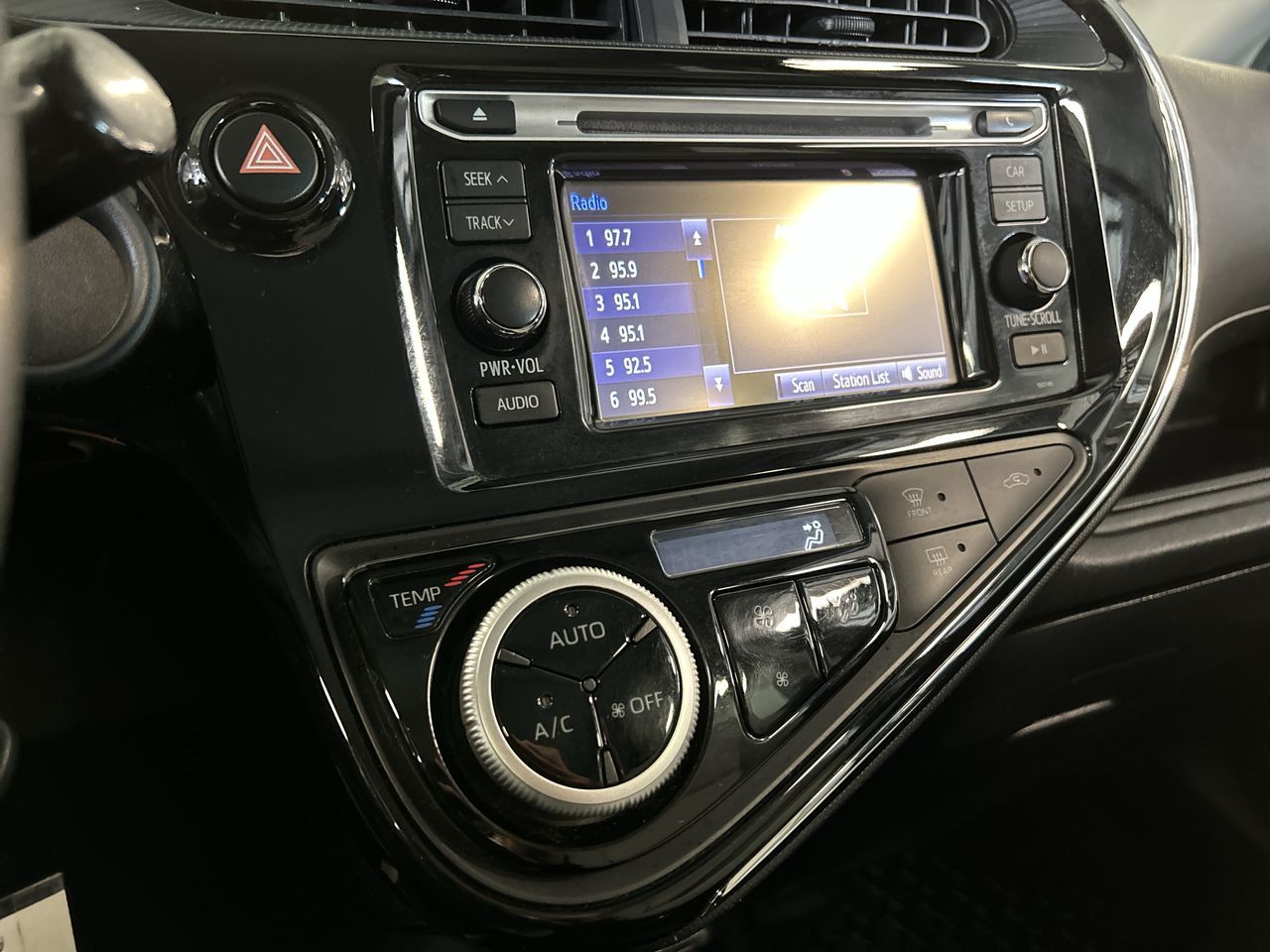 Toyota Prius c  2018