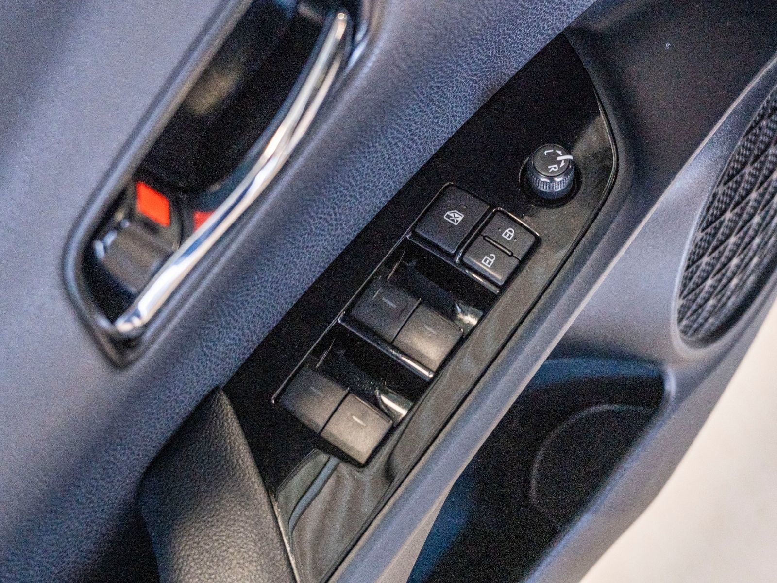 2020 Toyota Prius Prime in Dorval, Quebec