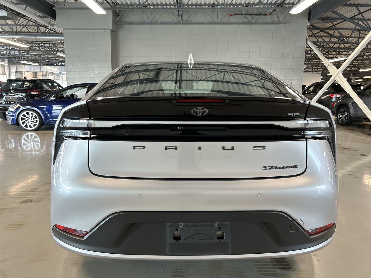 Toyota PRIUS PRIME  2024