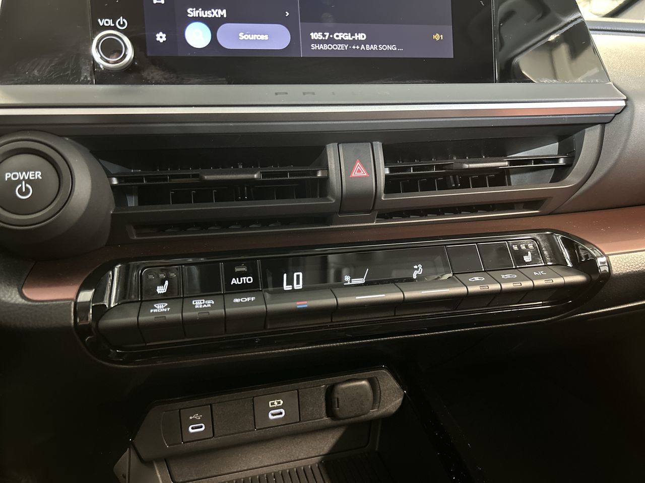 Toyota PRIUS PRIME  2024 à Dorval, Québec
