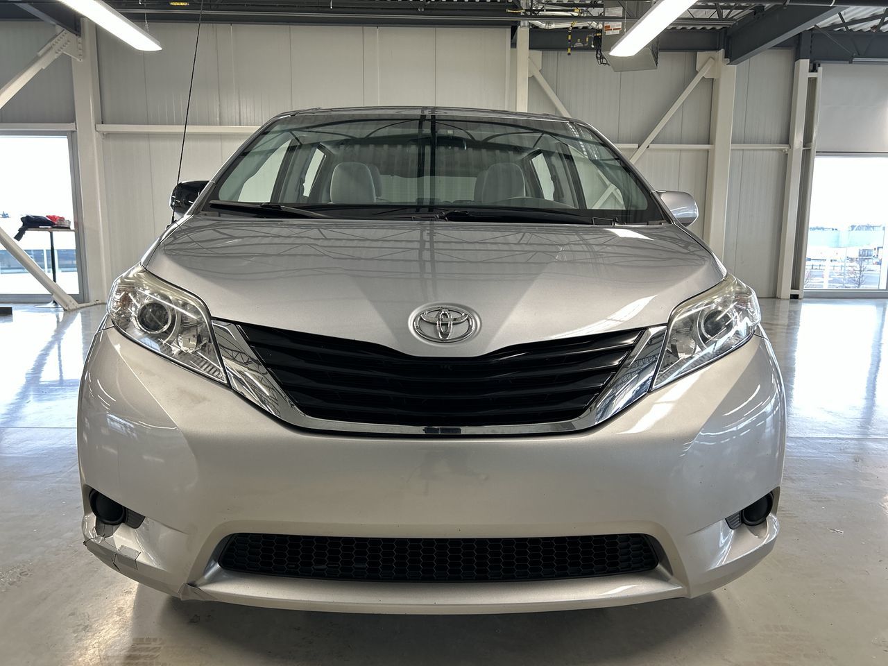2014 Toyota Sienna in Dorval, Quebec