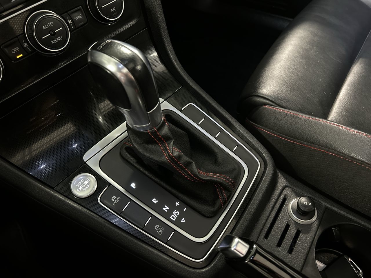 Volkswagen Golf GTI  2015
