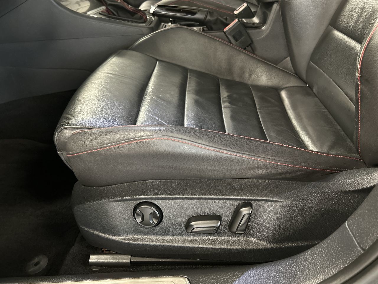 Volkswagen Golf GTI  2015
