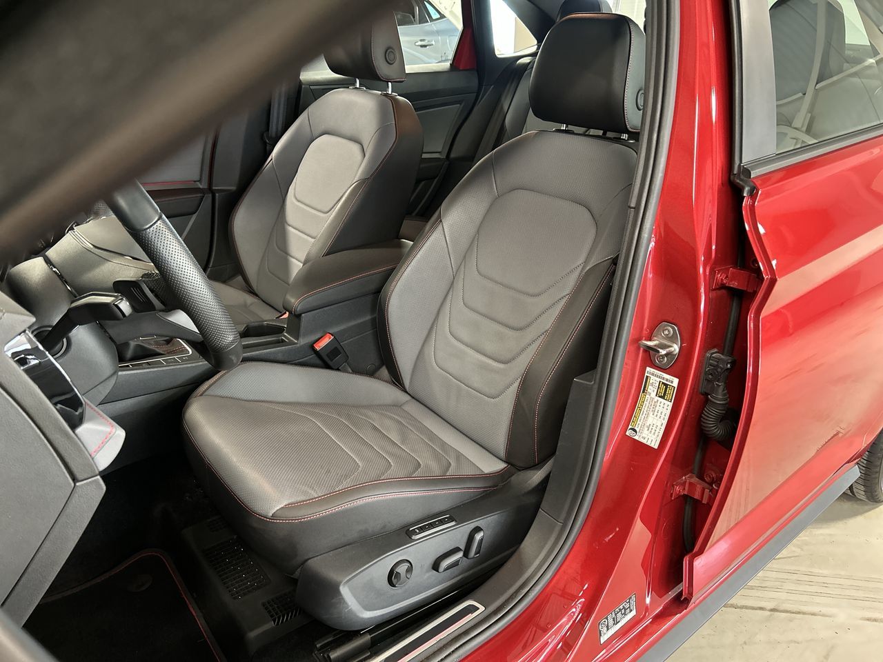 Volkswagen Jetta GLI  2025 à Dorval, Québec