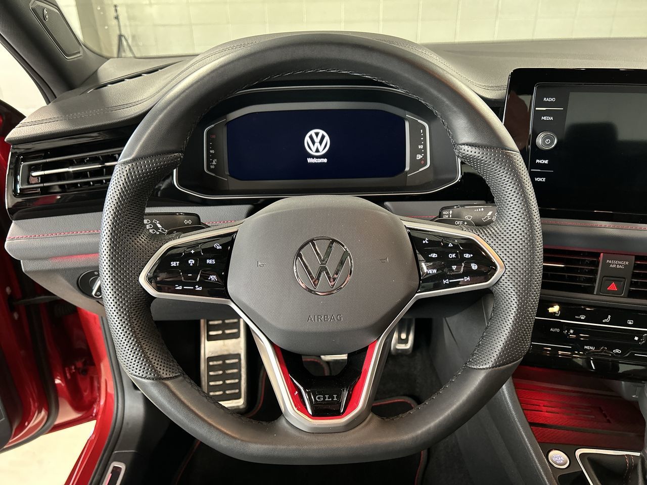 Volkswagen Jetta GLI  2025 à Dorval, Québec