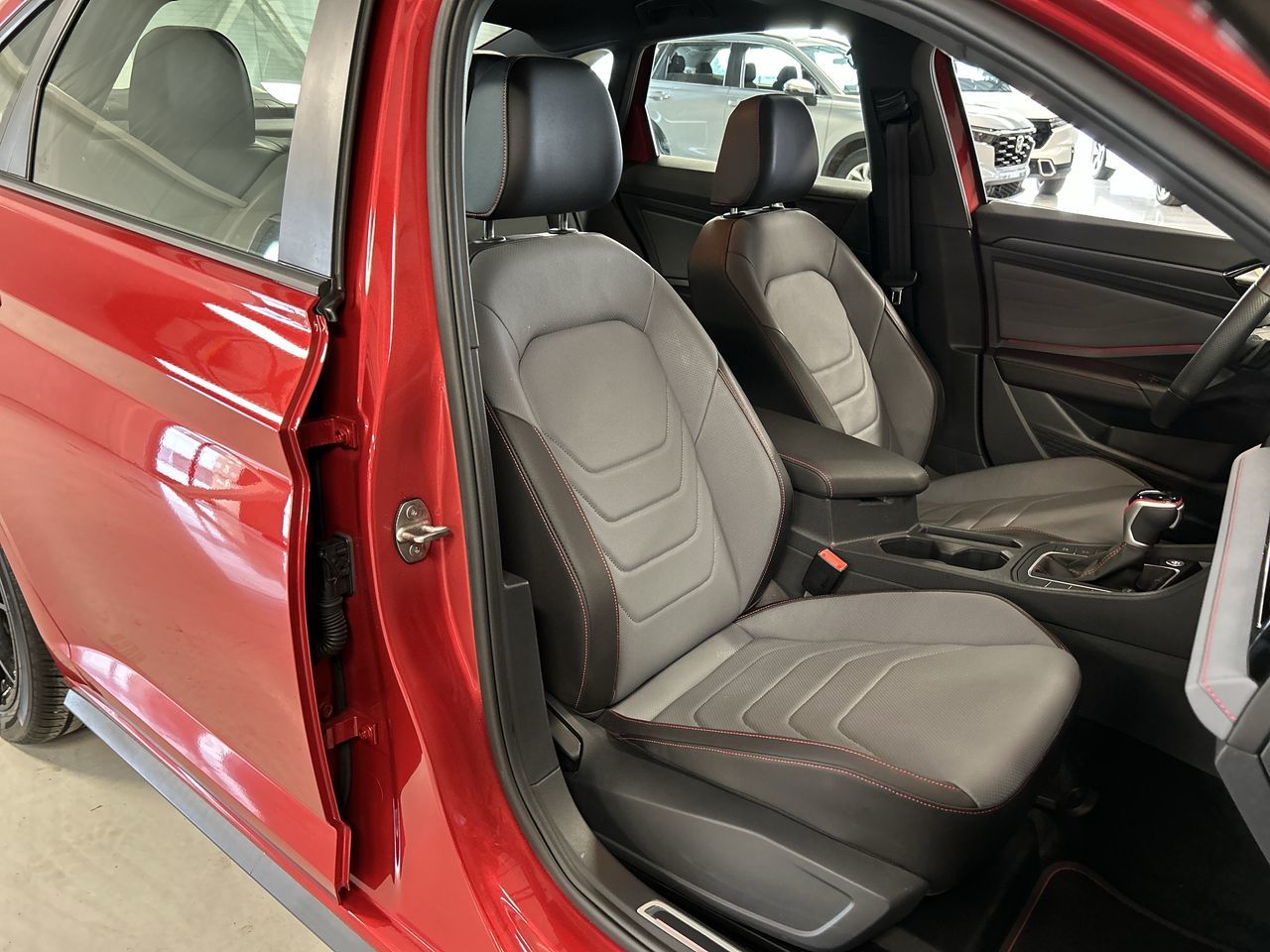 Volkswagen Jetta GLI  2025 à Dorval, Québec