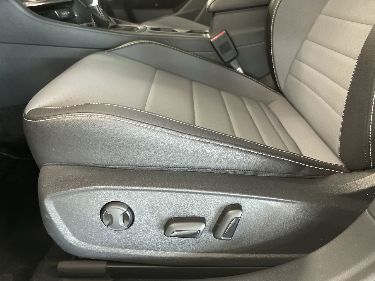 2025 Volkswagen Jetta in Dorval, Quebec
