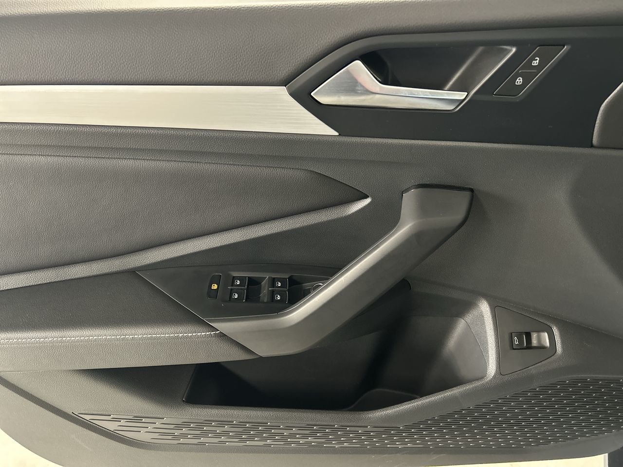 Volkswagen Jetta  2025